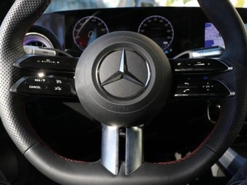 Mercedes CLA C118/X118 2025 MERCEDES-BENZ CLA 220 4-Matic Sedan 2025, zdjęcie 8