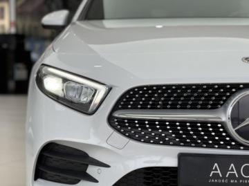 Mercedes Klasa A W177/V177 Hatchback 1.3 200 163KM 2021 Mercedes-Benz Klasa A 200 AMG Line Kamera cofania Ambiente CarPlayAndro, zdjęcie 38