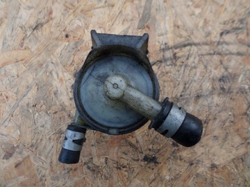 Zbiorniczek zbiornik płynu wspomagania Avensis T25