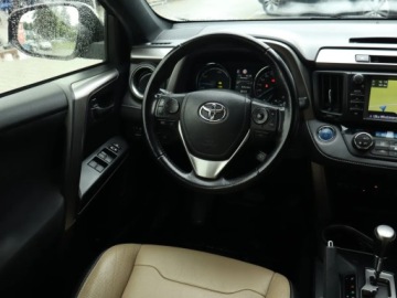 Toyota RAV4 IV 2016 Toyota RAV 4 2.5 Hybrid, Salon Polska, Serwis ASO, zdjęcie 6