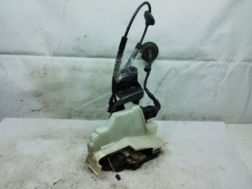 VW PASSAT B5 ЗАМОК ПЕРЕДНЕЙ СПРАВА