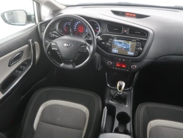 Kia Ceed II Kombi 1.6 CRDi 128KM 2014 Kia Ceed 1.6 CRDi, Salon Polska, Navi, Klima, zdjęcie 6
