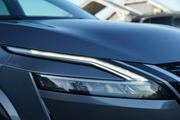 Nissan Qashqai III Crossover 1.3 DIG-T MHEV 158KM 2023 Nissan Qashqai TEKNA+ SKÓRA nawi 4 KAMERY line, zdjęcie 5