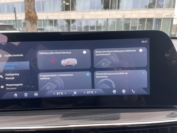 Omoda 5 1.6 T-GDI 147KM 2025 Omoda 5 Premium Phantom Gray z czerwonymi akcentam, zdjęcie 16