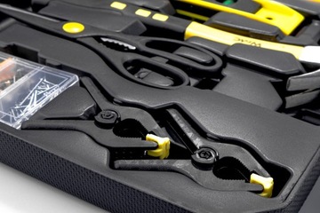 Набор инструментов битов из инструментов Queys Suitcase 246 CRV Элементы