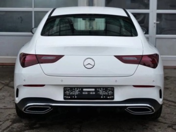 Mercedes CLA C118/X118 Coupe Facelifting 1.3 200 163KM 2025 MERCEDES-BENZ CLA 200 AMG Line Sedan 1.3 (163KM) 2025, zdjęcie 2