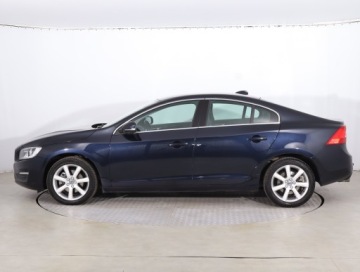 Volvo S60 II Sedan Facelifting 1.5 T3 DRIVE-E 152KM 2015 Volvo S60 T3, Automat, Skóra, Klima, Klimatronic, zdjęcie 2