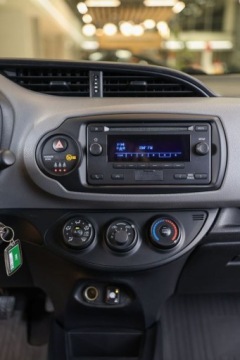 Toyota Yaris III Hatchback 5d Facelifting 2017 1.5 Dual VVT-iE 111KM 2017 Toyota Yaris 1.5 Active 1.5 BenzynaLPG 111KM, zdjęcie 26