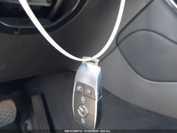 Mercedes GLC C254/X254 2022 Mercedes-Benz GLC 300 2022 2.0l 2.0 Benzyna 255KM, zdjęcie 11