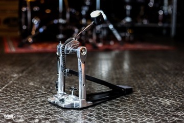 TAMA HP200P Iron Cobra на одной ножке