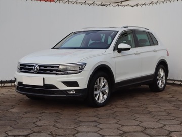 Volkswagen Tiguan II SUV 2.0 TDI 190KM 2018 VW Tiguan 2.0 TDI, Salon Polska, 187 KM, 4X4, zdjęcie 1