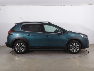 Peugeot 2008 I SUV Facelifting 1.6 BlueHDi 99KM 2017 Peugeot 2008 1.6 BlueHDi, Skóra, Klima, zdjęcie 5