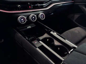 Skoda Superb IV Kombi 2.0 TSI 204KM 2026 Skoda Superb Sportline 2.0 TSI 204 KM DSG, zdjęcie 22