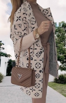 ПАЛЬТО Лацканы из альпаки с узором LV Лацканы цвета экрю