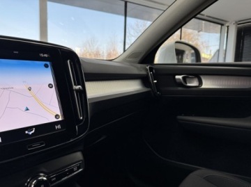 Volvo XC40 Crossover Plug-In 1.5 T4 Plug-in Hybrid 211KM 2021 Volvo XC 40 T4 Inscription Plug In Kamera cofania CarPlayAndroid Auto, zdjęcie 25