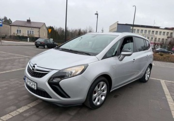 Opel Zafira C Tourer 1.4 Turbo ECOTEC 140KM 2012 Opel Zafira Opel Zafira Tourer 1.4 Turbo Business Innovation 1.4 Benzyna, zdjęcie 29