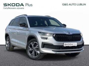Skoda Kodiaq I SUV 2.0 TDI SCR 200KM 2021 Skoda Kodiaq Sportline 2.0 TDI 200KM 4x4 DSG 7-osobowy Matrix LED Hak, zdjęcie 6