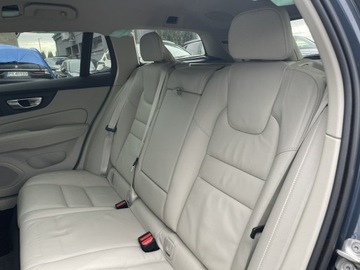 Volvo 2023 Volvo V60 Cross Country B4 AWD Geartronic PRO, zdjęcie 10