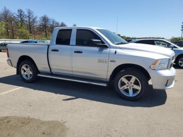 Dodge Ram IV 2015 Dodge RAM 2015 Ram 1500 4WD Quad Cab 140.5 Express 5.7 Benzyna 395KM, zdjęcie 5