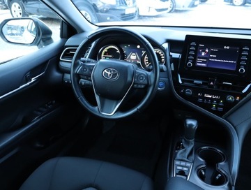 Toyota Camry IX Sedan 2.5 Hybrid Dynamic Force 218KM 2021 Toyota Camry 2.5 Hybrid, Salon Polska, zdjęcie 6
