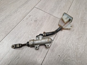 SUZUKI GSXR 1000 K3 K4 POMPA HAMULCA TYL ZBIORNICZEK GSX