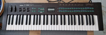 SYNTEZATOR YAMAHA DX 21