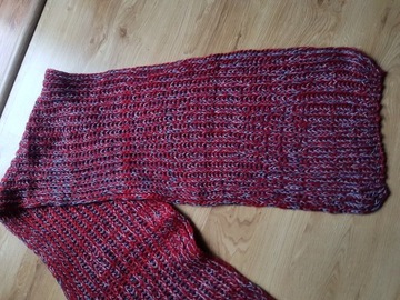 НОВЫЙ теплый шарф Springfield, длина 130 см, красивого цвета.