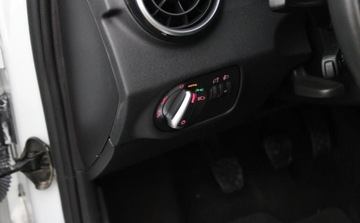 Audi A1 I Sportback 5d Facelifting 1.4 TFSI CoD 150KM 2017 Audi A1 Sportback 1.4B 150KM przeb.31tys zarejestrowany stan idealny 1.4, zdjęcie 26