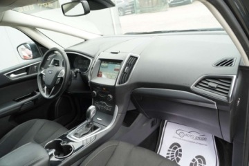 Ford S-Max II Van 2.0 TDCi 180KM 2018 Ford S-Max NawigacjaElektryczna KlapaAsystentyGrzane FoteleTempomatLadny, zdjęcie 9