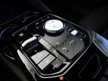 BMW Seria 5 G90-91 Touring 2.0 520d 197KM 2025 BMW Seria 5 520d xDrive Sport Sedan 2.0 (197KM) 2025, zdjęcie 11