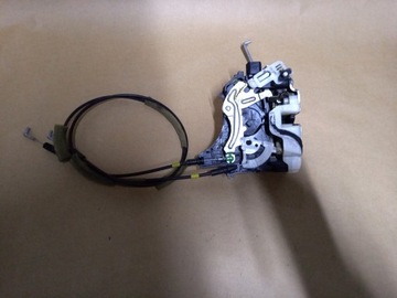 ZÁMEK DVEŘE LEVÝ ZADNÍ MITSUBISHI GRANDIS