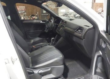 Volkswagen Tiguan III 2024 Volkswagen Tiguan 2024r., 2.0t Se R-line Black, 2L, od ubezpieczalni 2.0, zdjęcie 6