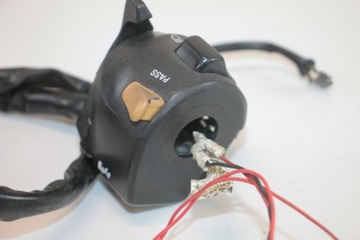 SUZUKI GSF 600 1200 BANDIT 00-05 PRZEŁĄCZNIK LEWY