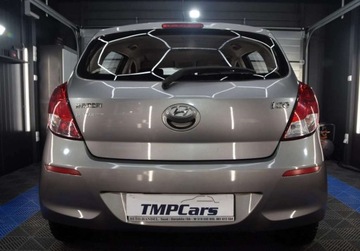 Hyundai i20 I Hatchback 5d Facelifting 1.2 DOHC 85KM 2012 Hyundai i20 Nawigacja_Klimatyzacja_5drzwi_ 1.2 Benzyna 85KM, zdjęcie 9