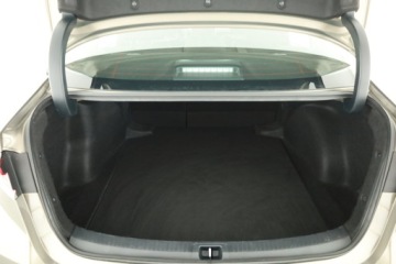 Toyota Corolla XII Sedan 1.5 VVT-i 125KM 2021 Toyota Corolla 1.5 VVT-i, Salon Polska, zdjęcie 14