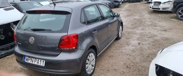 Volkswagen Polo V Hatchback 5d 1.6 TDI-CR DPF 90KM 2011 Volkswagen Polo 122011r, 1.6 TDI. Lekko uszkodzony przod. Jezdzi. 1.6, zdjęcie 2