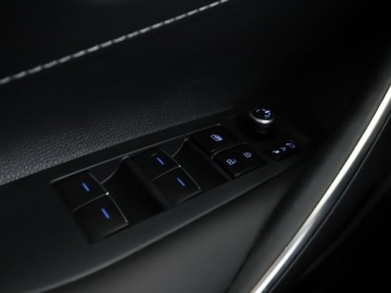 Suzuki Swace Kombi 1.8 Hybrid 122KM 2022 Suzuki Swace Comfort+ hybryda grzane fotele kamera, zdjęcie 34