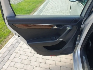 Volkswagen Passat B7 Variant 2.0 TDI CR DPF BlueMotion 140KM 2010 Volkswagen Passat B7 2.0tdi 140KM CR Highline DSG, zdjęcie 20