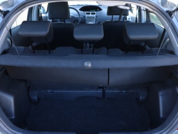 Toyota Yaris II Hatchback 5d 1.33 Dual VVT-i 101KM 2009 Toyota Yaris 1.33 Dual VVT-i, Salon Polska, zdjęcie 12