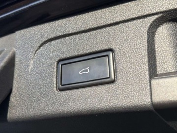 Volkswagen Touran III 1.4 TSI 150KM 2017 Volkswagen Touran TSI 150KM Highline 7 os. LED Top Keyless Nawigacja, zdjęcie 35