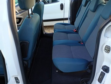 Peugeot Partner II Tepee Facelifting 2015 1.6 BlueHDi 100KM 2018 Peugeot Partner 5 -osobowy, zdjęcie 22