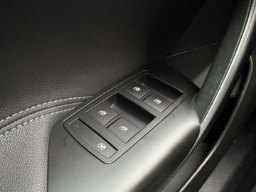 Opel Insignia I Sedan Facelifting 1.6 Turbo ECOTEC 170KM 2016 Opel Insignia 1.6T 170KM Kamera Czujniki Parkowania Grzane Fotele Salo, zdjęcie 22