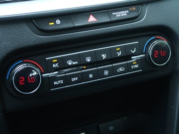 Kia Ceed III Hatchback 1.5 T-GDI 160KM 2021 Kia Ceed 1.5 T-GDI, Salon Polska, 1. Właściciel, zdjęcie 15