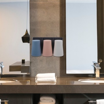 Полка для шампуней. Полка для электрических зубных щеток.