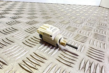 SENZOR PEDÁLU SPOJKY AUDI A4 AVANT (8ED B7) 8E0927189B 2.0L DIESEL