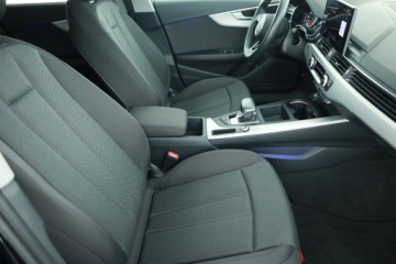Audi A4 B9 Limousine Facelifting 2.0 35 TFSI 150KM 2023 Audi A4 35 TFSI, Salon Polska, Serwis ASO, zdjęcie 6