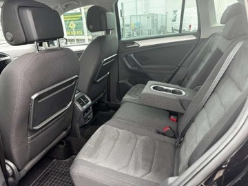 Volkswagen Tiguan II SUV 1.5 TSI EVO 150KM 2018 Volkswagen Tiguan VATmarza APP- Connect od Dealera ASO Virtual Cockpit Key, zdjęcie 13