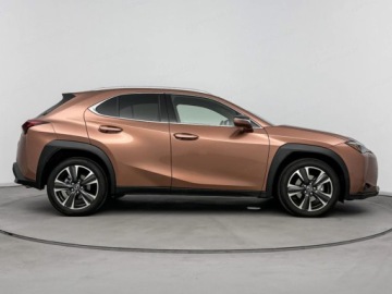 Lexus UX 2025 Od ręki - 300h Business 2.0 Hybrid Dynamic Force 199KM | Podgrzewane fotele, zdjęcie 3