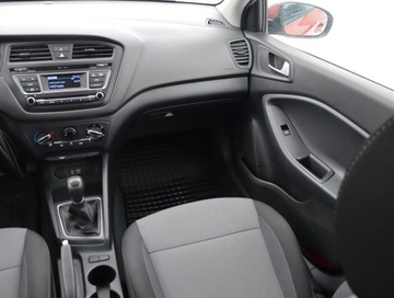 Hyundai i20 II Coupe 1.2 MPI 84KM 2016 Hyundai i20 1.2, Salon Polska, Serwis ASO, Klima, zdjęcie 7