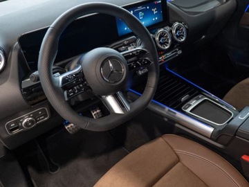 Mercedes GLA II Off-roader Facelifting 2.0 200d 150KM 2025 MERCEDES-BENZ GLA 200 d AMG Line Suv 2.0 (150KM) 2025, zdjęcie 9